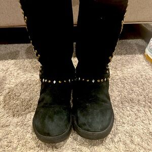 UGG Australia Avondale size 10